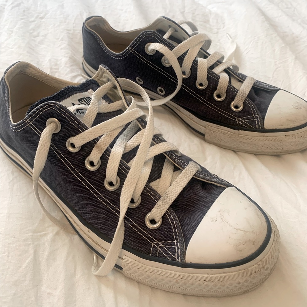 Navy converse